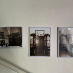 Na stenách sa nachádzajú aj dobové fotografie | Foto: Maja Greifová, Trnavské rádio