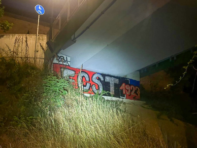 Sprejovanie na Hlbokej ulici v Trnave. | Zdroj: MsP TT