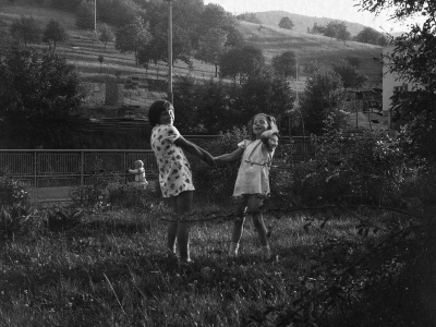 Maroš Vala hľadá ľudí na starých fotografiách | Zdroj: Maroš Vala, nálezca fotografií