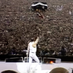Queen na koncerte Live Aid zahrali aj skladbu We Are The Champions. | Reprofoto: YouTube, Trnavské