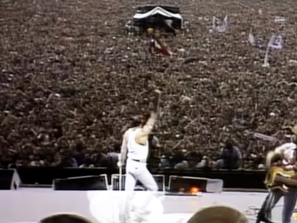 Queen na koncerte Live Aid zahrali aj skladbu We Are The Champions. | Reprofoto: YouTube, Trnavské