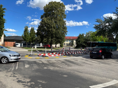Vodiči sa sťažujú na netypický kruhový objazd | Foto: Zuzana Benková, Trnavské rádio 