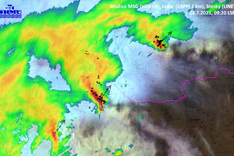 Búrková línia smerujúca na Slovensko. | Zdroj: SHMÚ