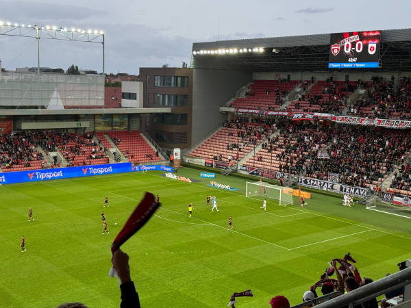 Fanúšikovia Trnavy sa tešia | Foto: Maja Greifová, Trnavské rádio
