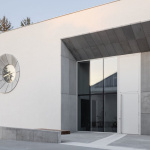 Mestský úrad v Leopoldove je architektonickým skvostom | Zdroj: Matej Hakár, Archinfo