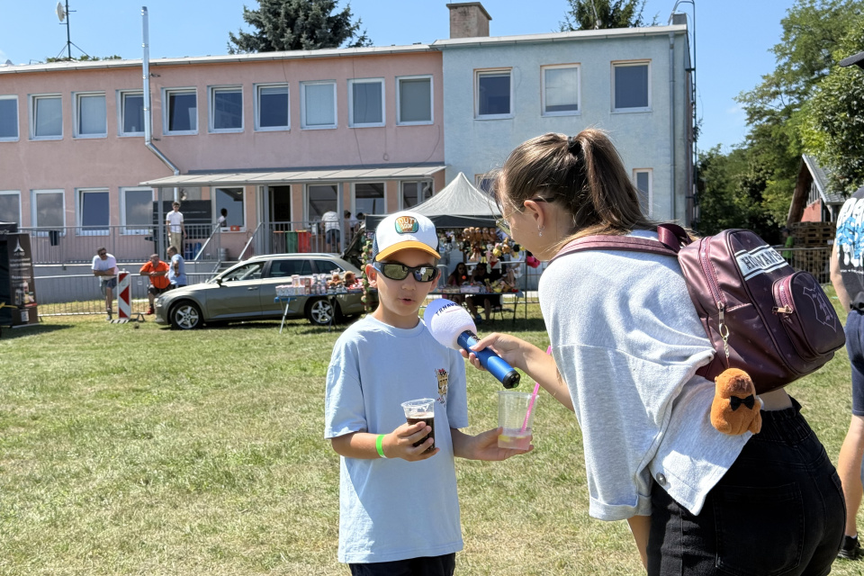Pýtali sme sa rodičov a možno aj budúcich mladých letcov | Foto: Tomáš Buday