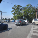 Komplikovaná dopravná situácia v Piešťanoch. | Zdroj: Dopravný servis Trnavského rádia, 0800 202 900