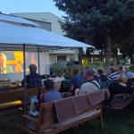Obec Zavar zorganizovala filmové premietanie pre klientov miestneho DSS. | Foto: Obec Zavar