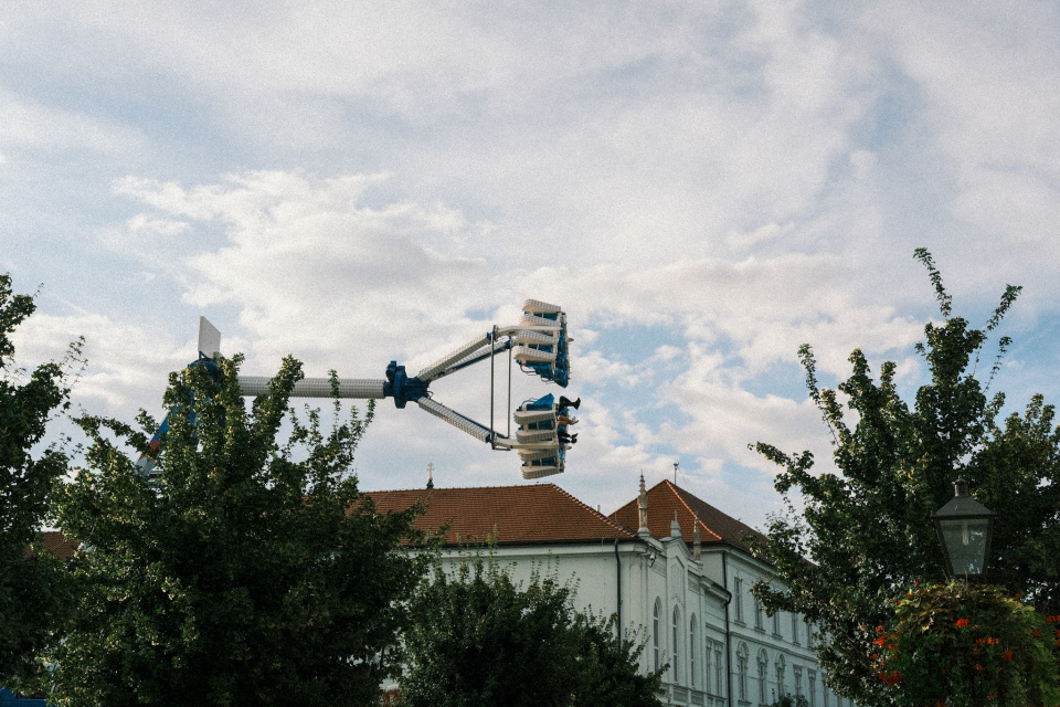 Na jarmoku nebudú chýbať kolotoče ani stánky | Foto: Dv, Trnavské rádio