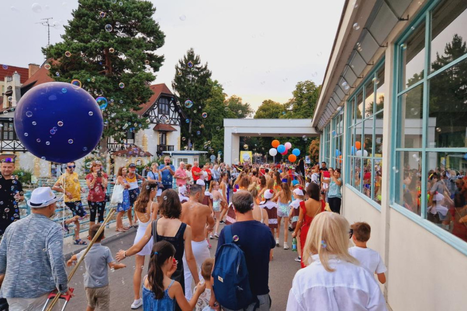Začal sa festival Piešťanské zábaly, sprievod mestom je na programe zajtra | Zdroj: mesto Piešťany