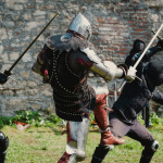Chýbať nebudú ukážky šermovania | Zdroj: Červený Kameň Hrad