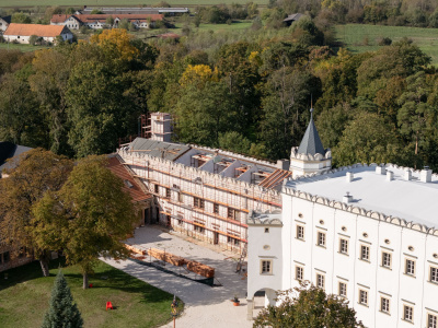 Rekonštrukcia strechy hospodárskeho traktu | Zdroj: Archinfo