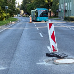Pozor na vyfrézované kanály na Hospodárskej v Trnave. | Foto: Trnavské rádio