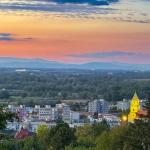 Mnohí návštevníci tu boli prvýkrát. Naskytol sa tak aspoň pohľad na nočný Hlohovec. | Foto: dv, red.