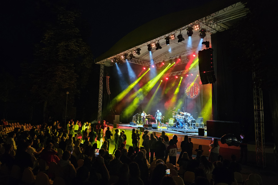 Korben Dallas sa v amfiteátri rozlúčil s letom | Foto: Sarah Strapoňová
