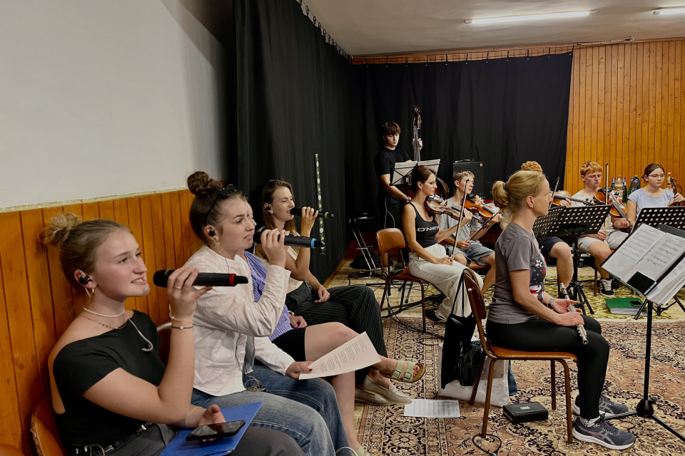 Speváčky z Art Music Orchestra I Foto: Trnavské rádio