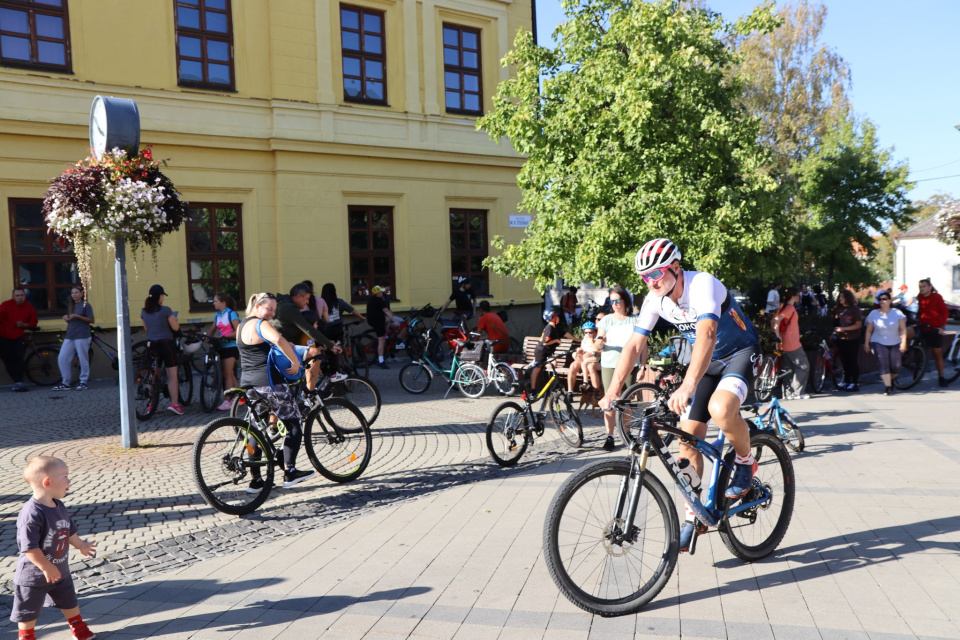 Sadnite na bicykel smer Hlohovec | Zdroj: mesto Hlohovec