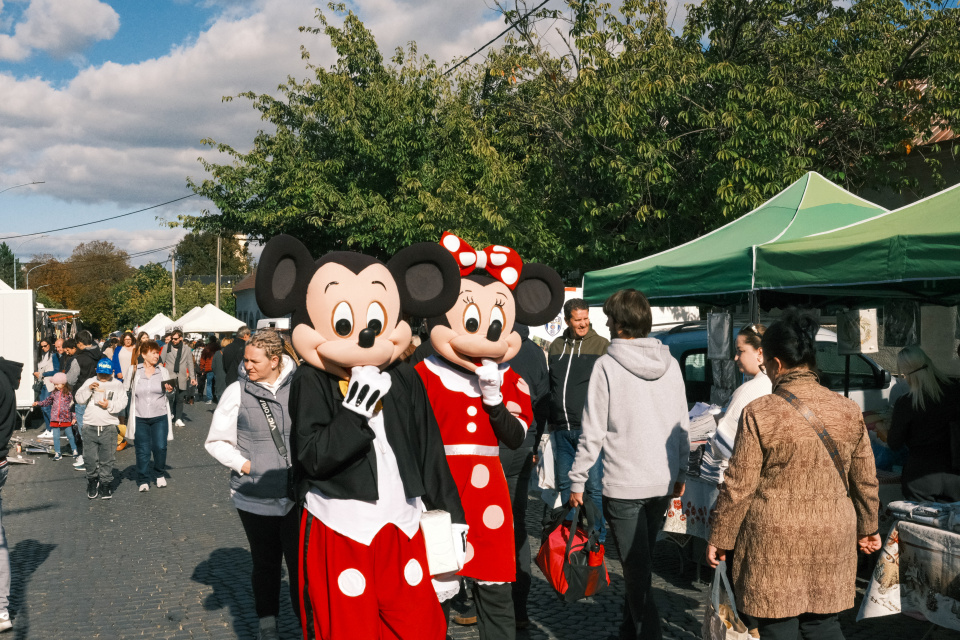 Minulý rok navštívil jarmok aj mišiak Mickey a Minnie | Foto: dv, redakcia