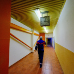 Ivan Ulbricht na chodbách elektrárne. | Foto: Dušan Vančo, Trnavské