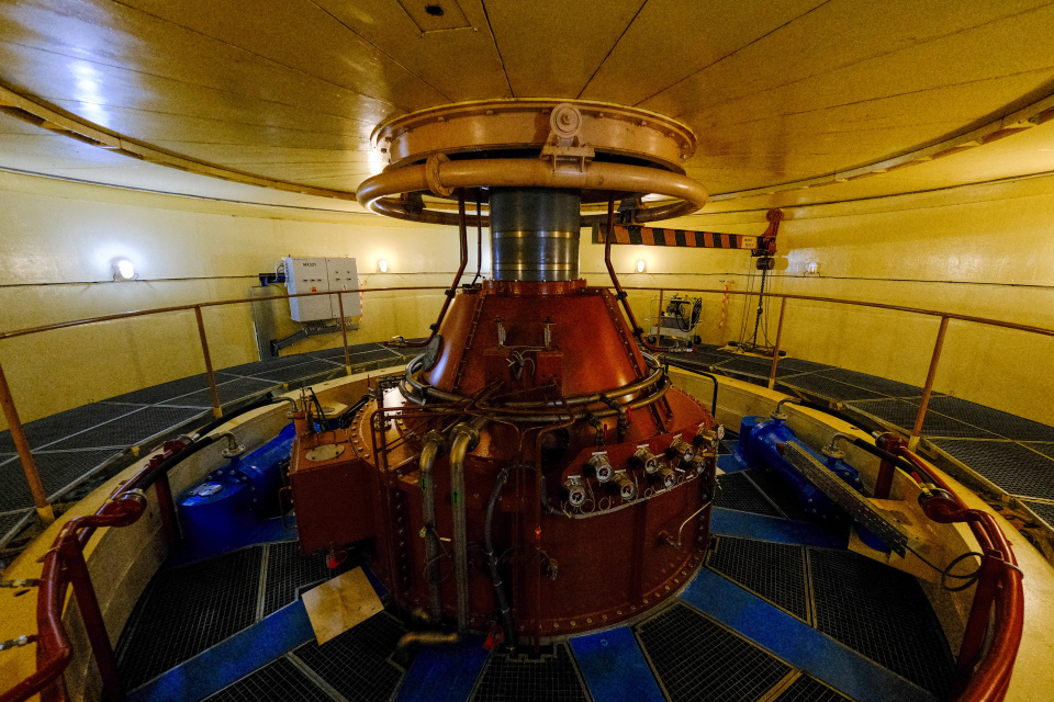 Útroby druhého turbogenerátora. | Foto: Dušan Vančo, Trnavské