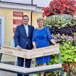 Lavička priateľstva ako dar od mesta Senica | Foto: Mesto Senica