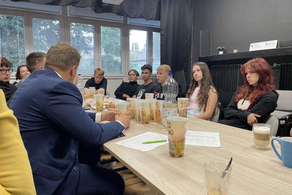 Mladí diskutovali priamo s primátorom Senice | Foto: Michaela Martišíková, Trnavské rádio