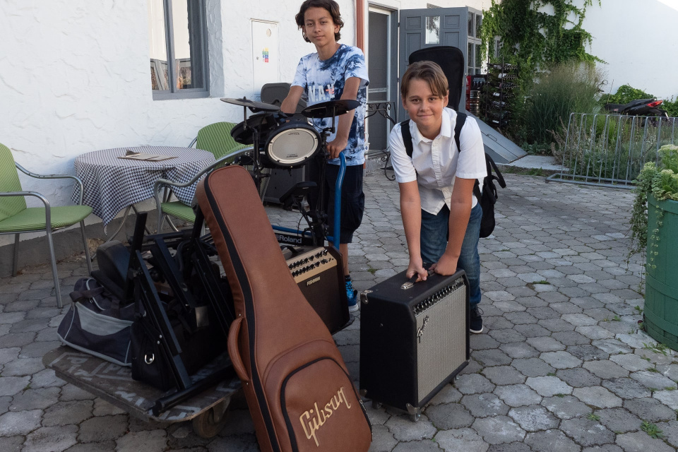 Fotografia z prípravy na prvý koncert v La Musica Piestany v lete 2021 | Zdroj: Blues Rock Generations