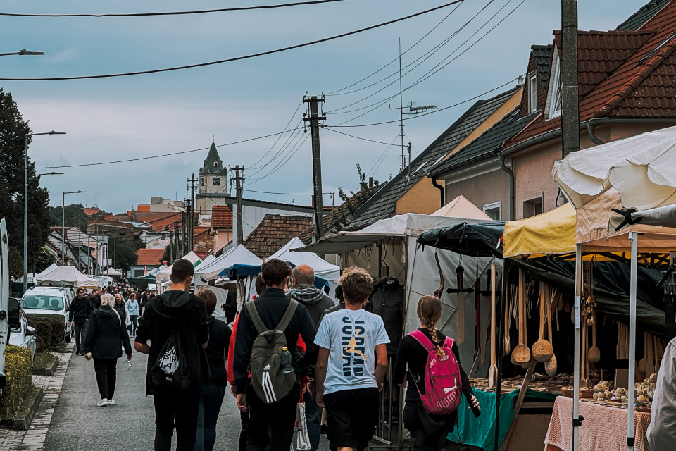 Starý rínok sa naplnil návštevníkmi | Foto: Zuzana Benková, Trnavské rádio