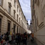 Predajcovia obsadili každý centimeter  | Foto: Alexandra Štofirová, Trnavské rádio