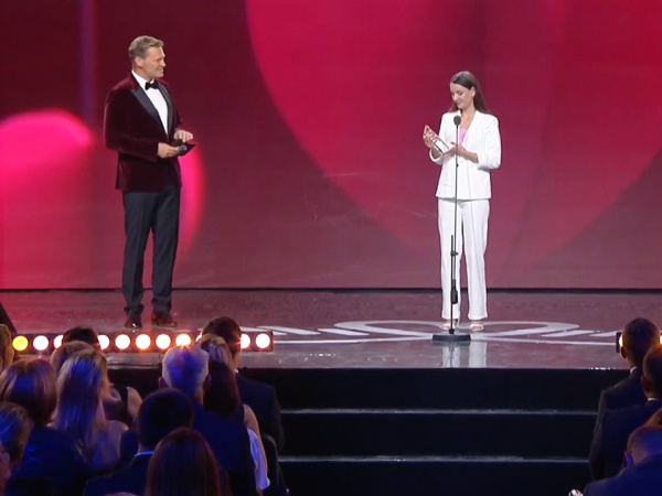 Ocenená Michaela Čavarová. | Reprofoto: STVR