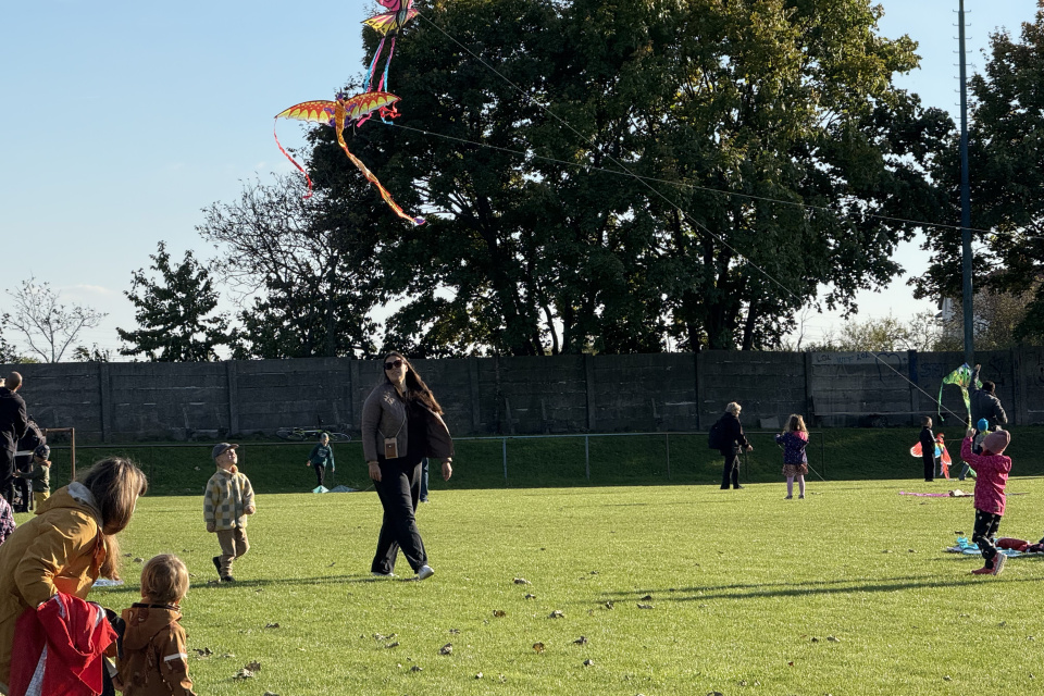 Šarkanov púšťali deti aj dospelí | Foto: Michaela Martišíková, redakcia