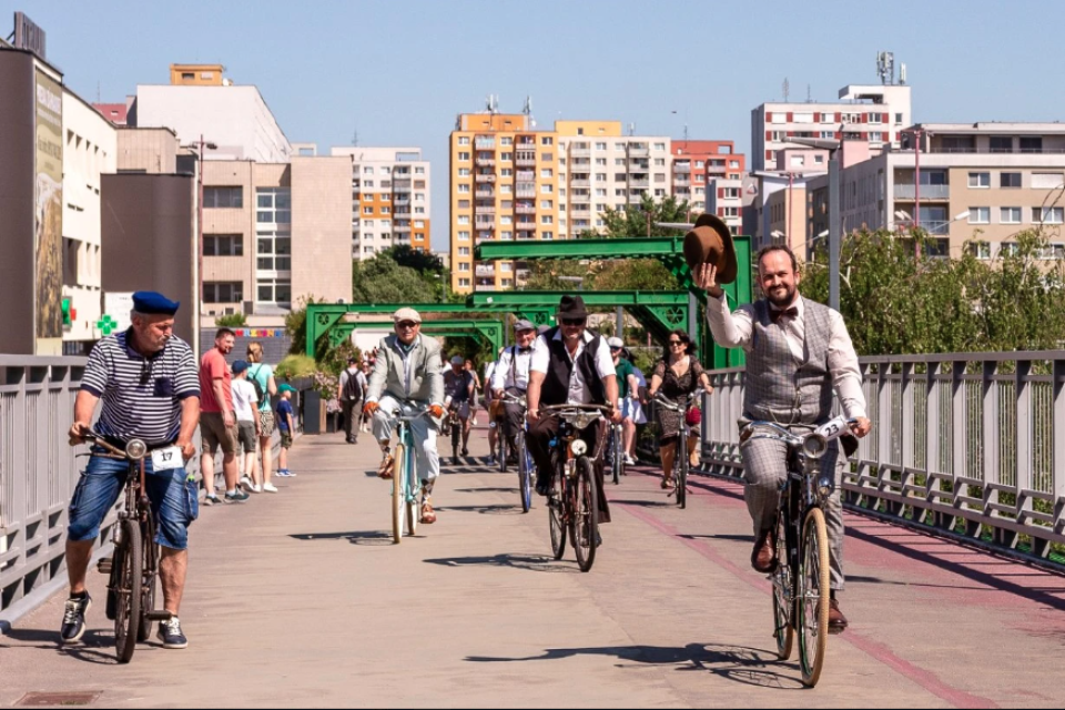 Takto sa bicykle premávali uličkami Trnavy v máji | Foto: tyrnaviavelo