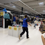 Nové priestory privítali spolu s Trnavským rádiom aj zvedaví návštevníci | Foto: Michaela Martišíková, Trnavské rádio