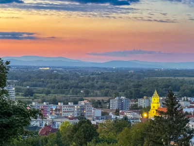 Pohľad na panorámu v okolí Hlohovca. | Foto: red.