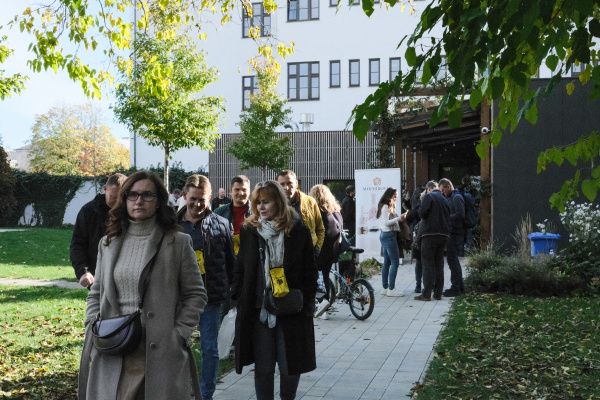 Záhrada knižnice J. Fándlyho. | Foto: red.