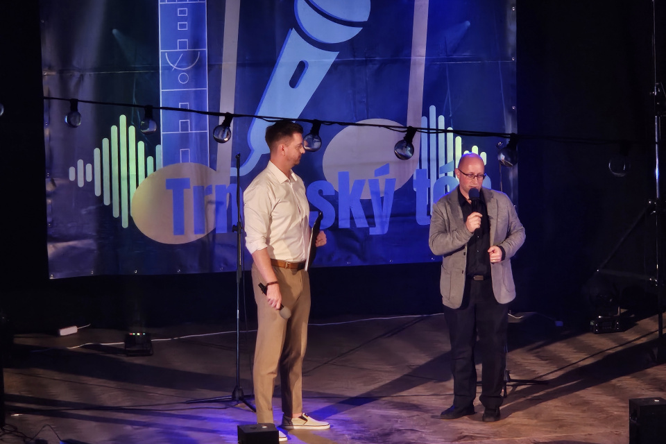 Organizátor Michal Lipovský otvoril podujatie príhovorom.