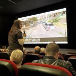 Do diskusie sa občania zapájali aktívne, pýtali sa aj navrhovali nové riešenia | Foto: Michaela Martišíková, Trnavské rádio