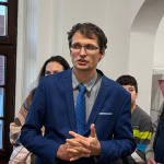 Michal Jajcaj a jeho komentovaná prehliadka výstavy. | Foto: red.