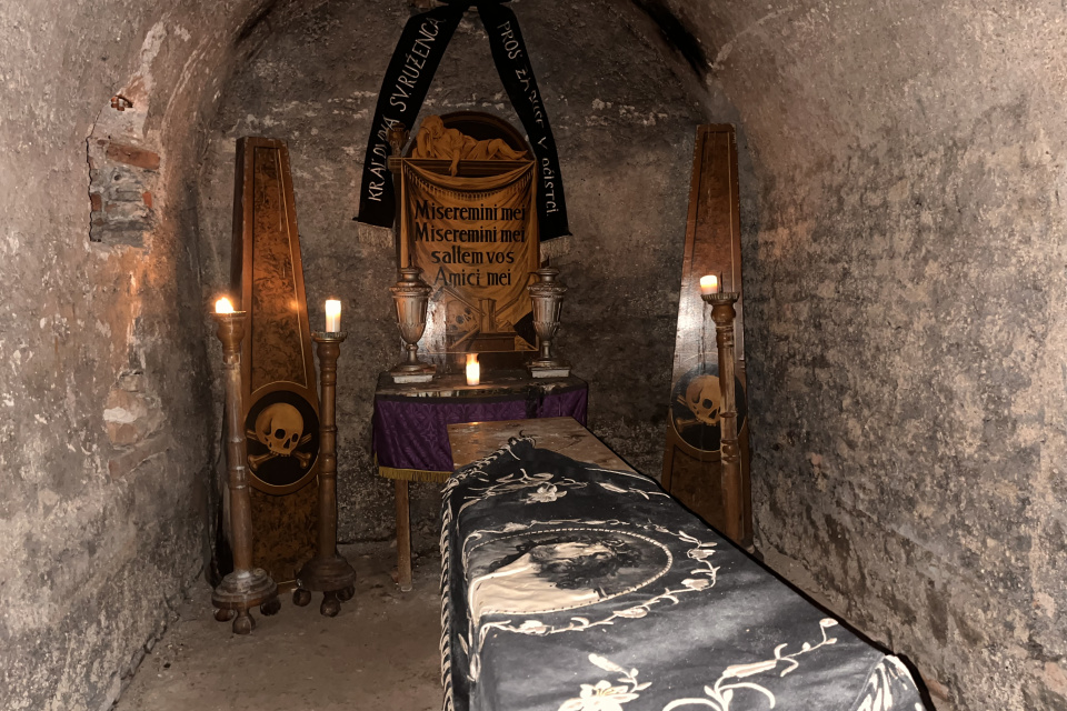 Františkáni sprístupnili kryptu pod Kostolom sv. Jakuba v Trnave I Zdroj: Trnavské rádio