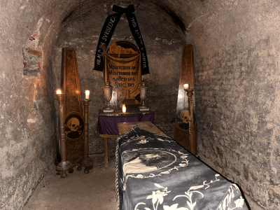 Františkáni sprístupnili kryptu pod Kostolom sv. Jakuba v Trnave I Zdroj: Trnavské rádio