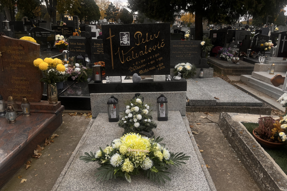 Misto posledného odpočinku Petra Valentoviča I Foto: Trnavské rádio