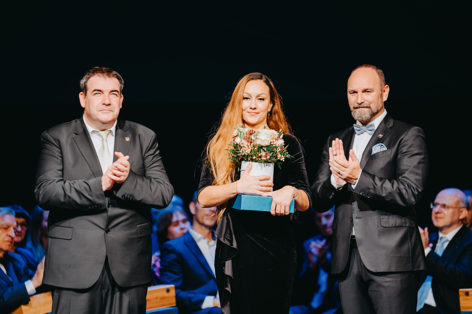 Miroslava Gánovská si prevzala ocenenie za dobrý skutok | Zdroj: TTSK