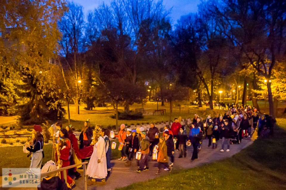 Martinské svetlonosenie rozžiari ulice Senice | Zdroj: mesto Senica