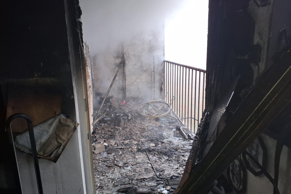 Horí v jednom z bytov v Senici | Zdroj: Hasičský a záchranný zbor - Trnavský kraj