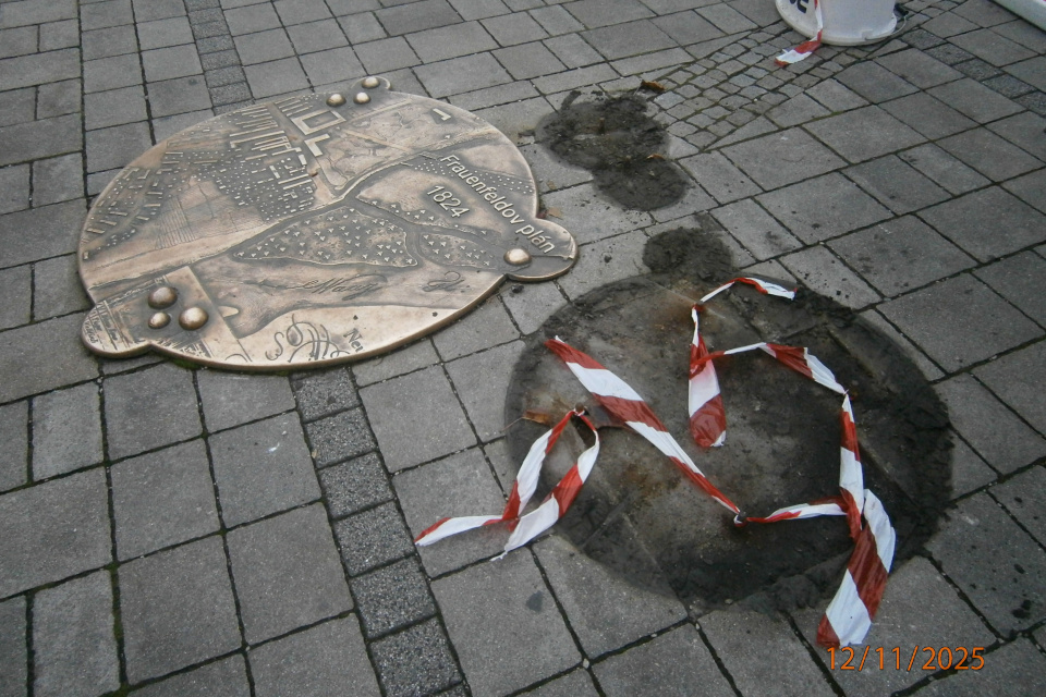 Piešťany pátrajú po zlodejoch reliéfov | Foto: Mesto Piešťany