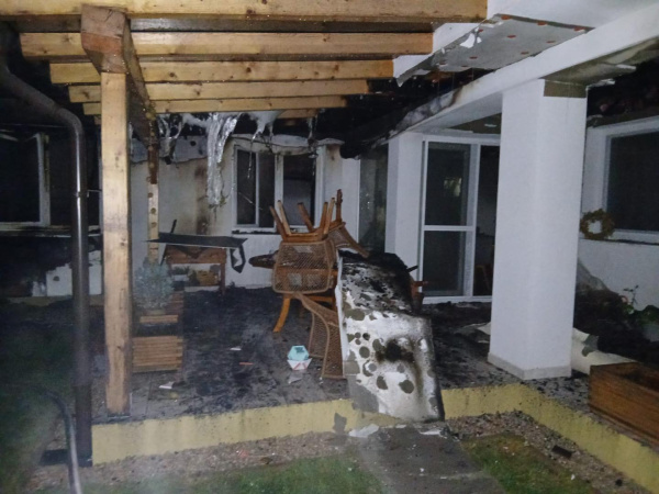 Hasiči museli konštrukciu objektu rozobrať | Foto: Hasičský a záchranný zbor - Trnavský kraj