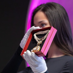 Úspešne dražený náhrdelník Aurora z roku 2023 od Bibiany Hallovej | Foto: TS