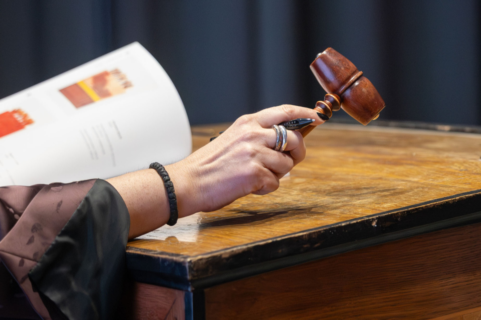 Počas aukcie sa dražilo 70 diel od 53 popredných slovenských výtvarníkov | Foto: TS