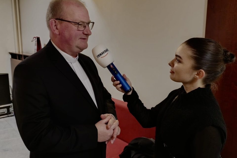 Kňaz Jozef Parák prevzal cenu za Károlya Lénára I Foto: Alexandra Štofirová