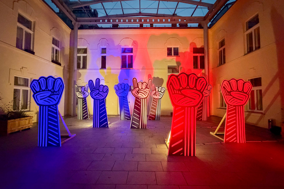 Audiovizuálna inštalácia Revolucionár od  slovenského umelca Matúša Maťátka v KCT. | Foto: Dušan Vančo